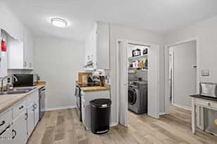 1201 Gatehouse Dr, Cary, NC 27511 - Photo 9