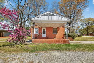 1020 S Pollock St, Selma, NC 27576 - Photo 23