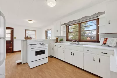 1020 S Pollock Street, Selma, NC 27576 - Photo 13