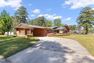 1114 S 2nd St, Smithfield, NC 27577 - Photo 3