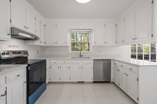 6115 Winthrop Dr, Raleigh, NC 27612 - Photo 7