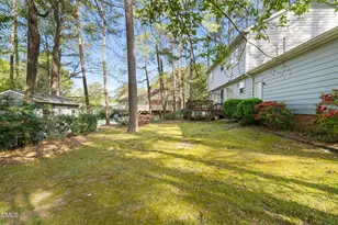 6115 Winthrop Dr, Raleigh, NC 27612 - Photo 33