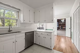 6115 Winthrop Dr, Raleigh, NC 27612 - Photo 9