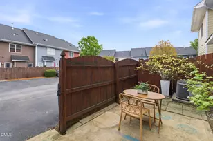 1131 Bungalow Park Dr, Apex, NC 27502 - Photo 15