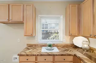 1131 Bungalow Park Dr, Apex, NC 27502 - Photo 5