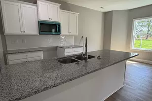 104 Hot Spgs Wy, Benson, NC 27504 - Photo 5