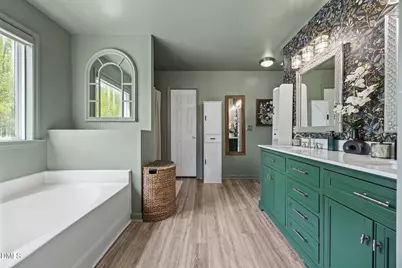127 Phyllis Drive, Benson, NC 27504 - Photo 23
