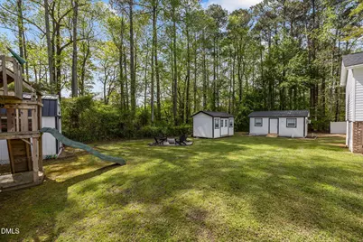 127 Phyllis Drive, Benson, NC 27504 - Photo 35