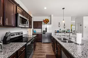 113 Quincy Meadow Ave, Zebulon, NC 27597 - Photo 17