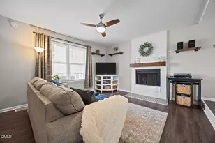 102 Fairburn Ct, Wake Forest, NC 27587 - Photo 3