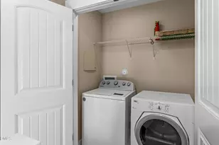 3827 Glenhaven Road, Raleigh, NC 27606 - Photo 15