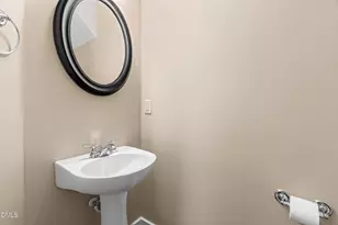 3827 Glenhaven Road, Raleigh, NC 27606 - Photo 13