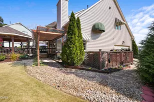 120 Seymour Creek Dr, Cary, NC 27519 - Photo 57