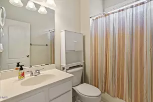 108 Alden Village Ct, Cary, NC 27519 - Photo 25