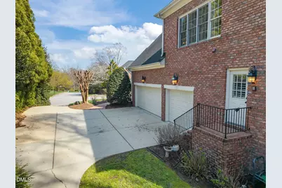 105 Glade Park Road, Cary, NC 27518 - Photo 3