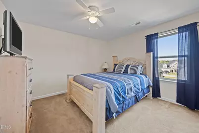 4813 Cutstone Court, Raleigh, NC 27610 - Photo 15