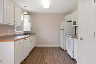 202 E Sebastian Ct, Mebane, NC 27302 - Photo 15