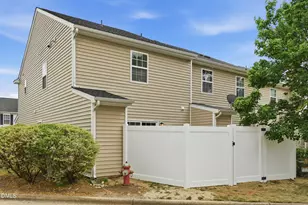 1925 Grassy Banks Drive, Raleigh, NC 27610 - Photo 27