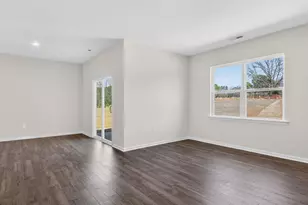 420 Conifer St, Sanford, NC 27332 - Photo 11