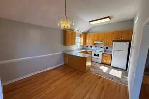 405 Avent Cir, Holly Springs, NC 27540 - Photo 7