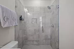 401 Bryan Pointe Dr, Raleigh, NC 27608 - Photo 27