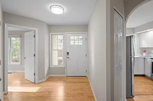 132 Creekview Cir, Carrboro, NC 27510 - Photo 9