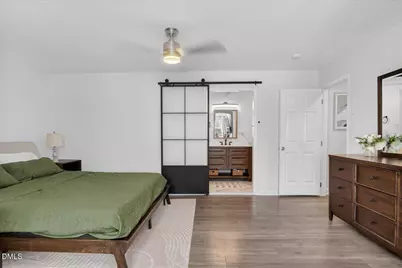 519 Oak Run Drive, Raleigh, NC 27606 - Photo 15