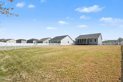 130 Aylebury Ridge, Zebulon, NC 27597 - Photo 25