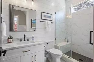 2704 Anderson Dr, Raleigh, NC 27608 - Photo 37