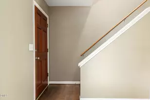 373 Umstead Dr, Chapel Hill, NC 27516 - Photo 11