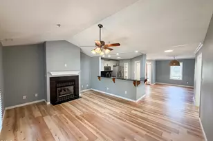 392 Bubble Creek Ct, Fayetteville, NC 28311 - Photo 3