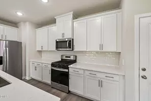 1513 Hatteras Rd, Durham, NC 27703 - Photo 15
