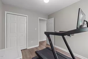 105 Greenmont Ln, Cary, NC 27511 - Photo 21