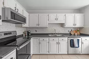 105 Greenmont Ln, Cary, NC 27511 - Photo 11