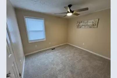 325 Tuskegee Dr, Laurinburg, NC 28352 - Photo 13