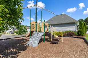 2011 Magnolia Tree Ln, Durham, NC 27703 - Photo 33