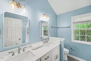 1713 Magnolia Oak Pl, Durham, NC 27703 - Photo 25