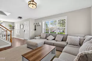 104 Braxton Village Way, Holly Springs, NC 27540 - Photo 15