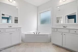 319 Lowery Ln, Benson, NC 27504 - Photo 33