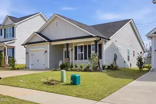 263 Maidenhair Pl, Clayton, NC 27520 - Photo 3