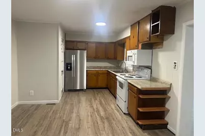 830 Dinmont Circle, Fayetteville, NC 28306 - Photo 13