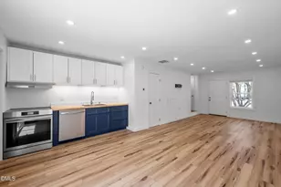 106 Chaucer Ct, Carrboro, NC 27510 - Photo 13