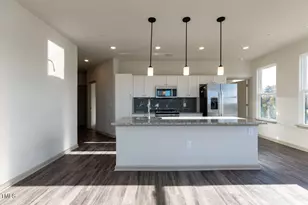 2314 Gathering Sq Ct, Fuquay Varina, NC 27526 - Photo 5