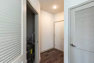 2314 Gathering Sq Ct, Fuquay Varina, NC 27526 - Photo 7