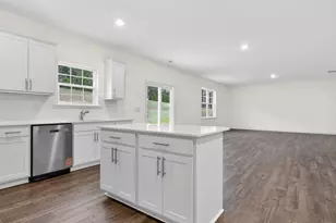 3057 Platinum Cir, West End, NC 27376 - Photo 13