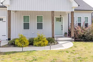 507 S Lincoln St, Coats, NC 27521 - Photo 3