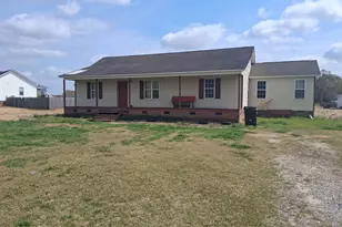 179 Patricia Dr, Smithfield, NC 27577 - Photo 1