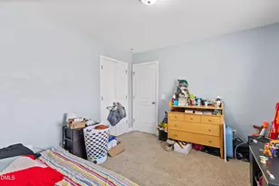 2413 Cattail Pond Dr, Zebulon, NC 27597 - Photo 33