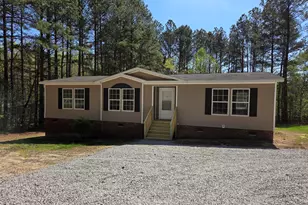 664 Glebe Rd, Henderson, NC 27537 - Photo 1