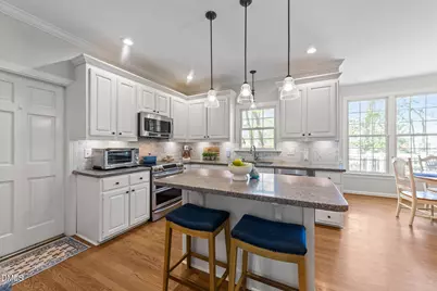 103 Hollycliff Lane, Cary, NC 27518 - Photo 9